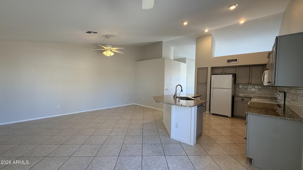 39 N Pueblo Street - Photo 5