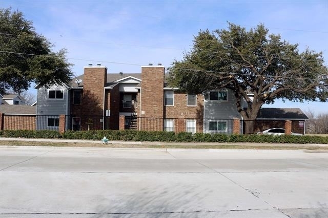 141 Valley View Drive - Photo 1
