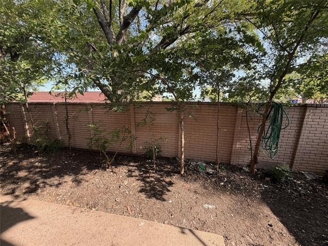 18240 Midway Road - Photo 7