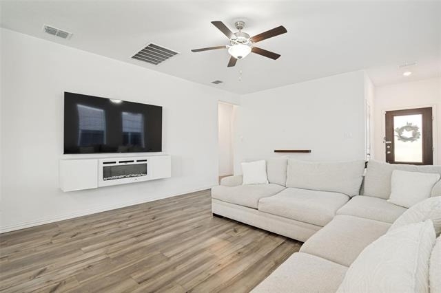 2911 S Griffin Lane - Photo 1