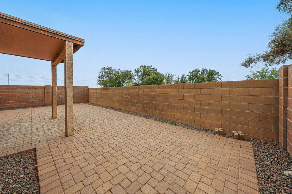 12039 W Leather Lane - Photo 34