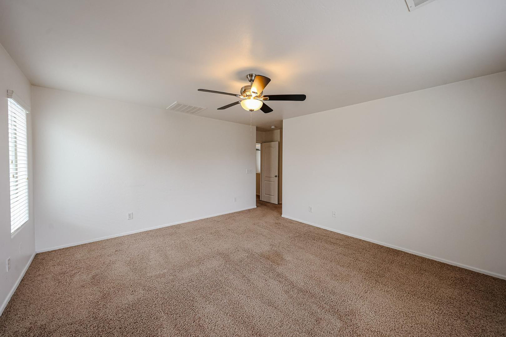 12039 W Leather Lane - Photo 28
