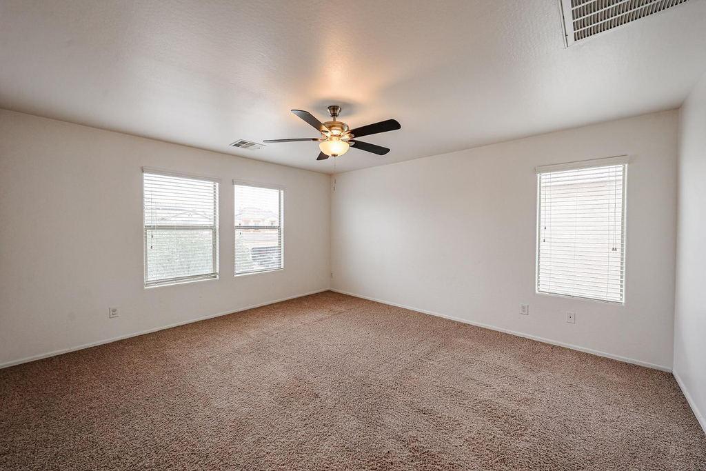 12039 W Leather Lane - Photo 26