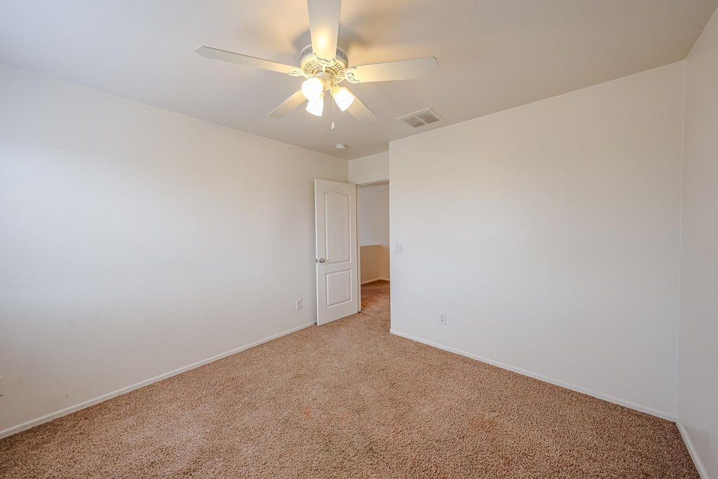 12039 W Leather Lane - Photo 23