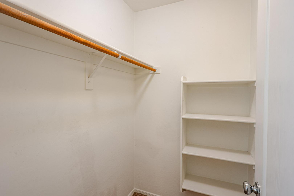 12039 W Leather Lane - Photo 27