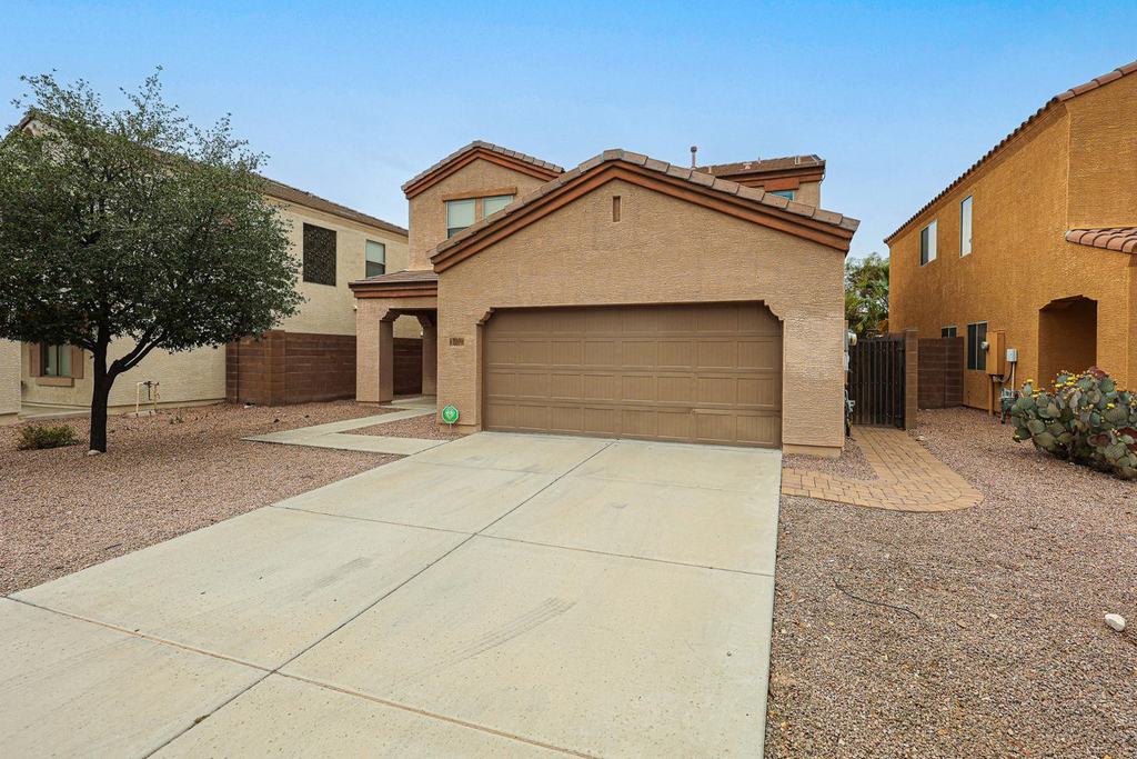 12039 W Leather Lane - Photo 4