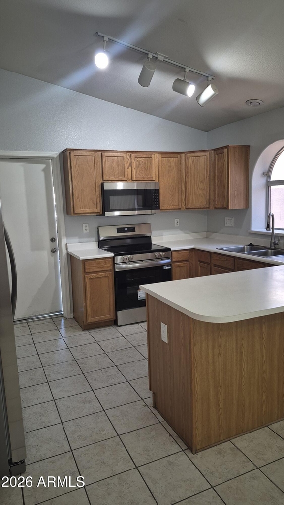 12763 W Palm Lane - Photo 1