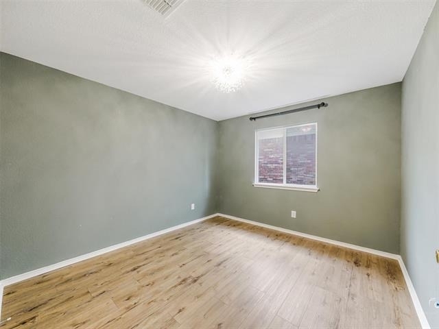 1637 Elm Street - Photo 18