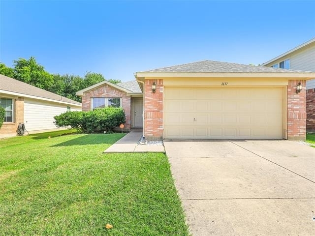 1637 Elm Street - Photo 1