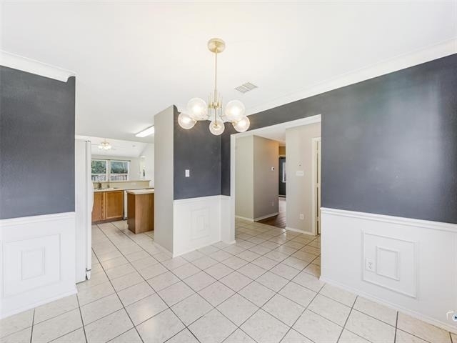 1637 Elm Street - Photo 5