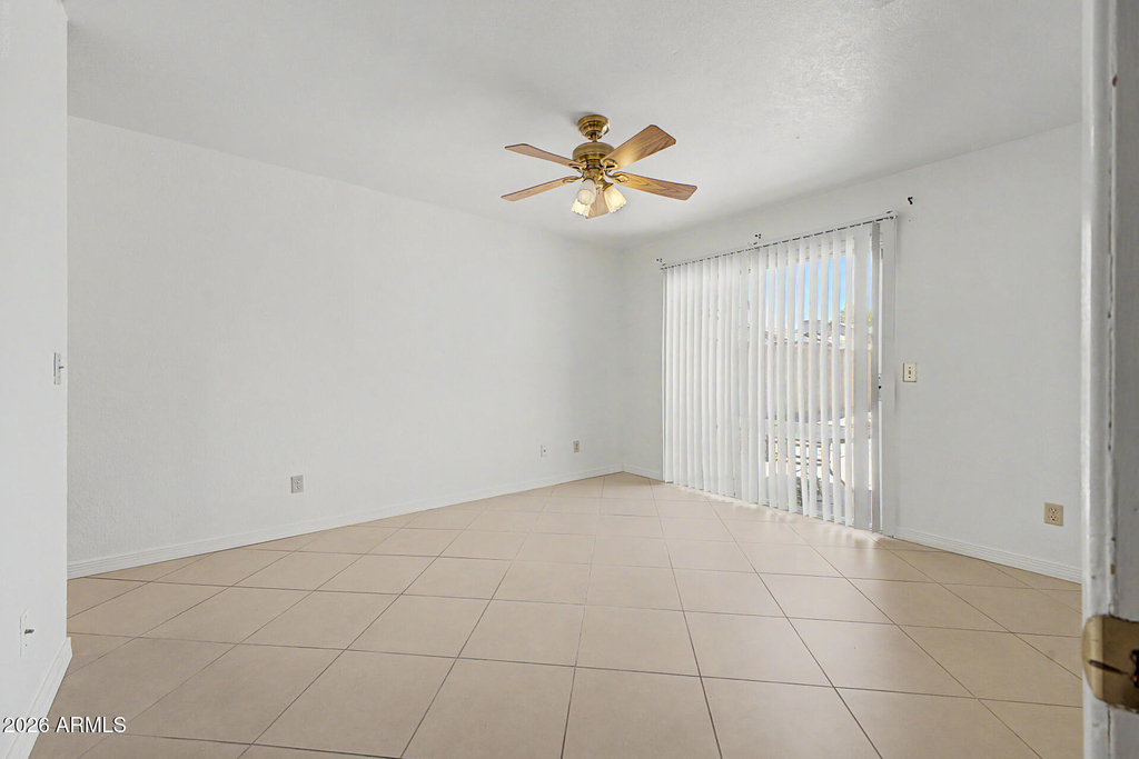 6836 S 18th Street - Photo 11