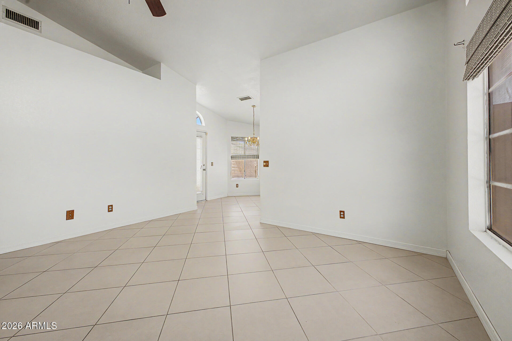 6836 S 18th Street - Photo 4