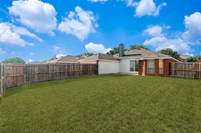 1524 Summerfield Drive - Photo 11