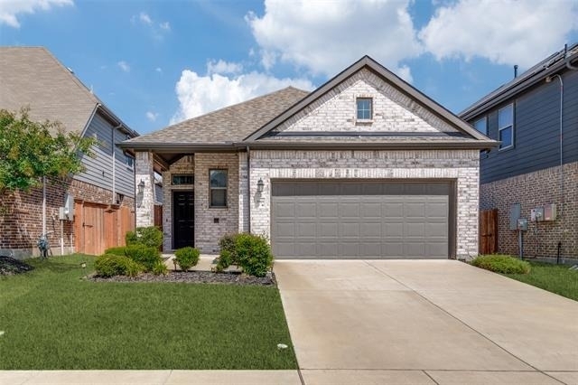 3909 Chesapeake Lane - Photo 0