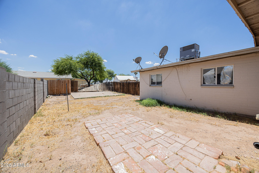 949 E Flint Street - Photo 15