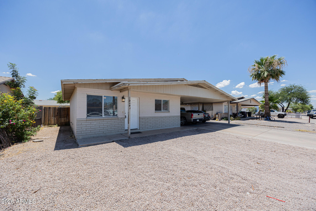 949 E Flint Street - Photo 0