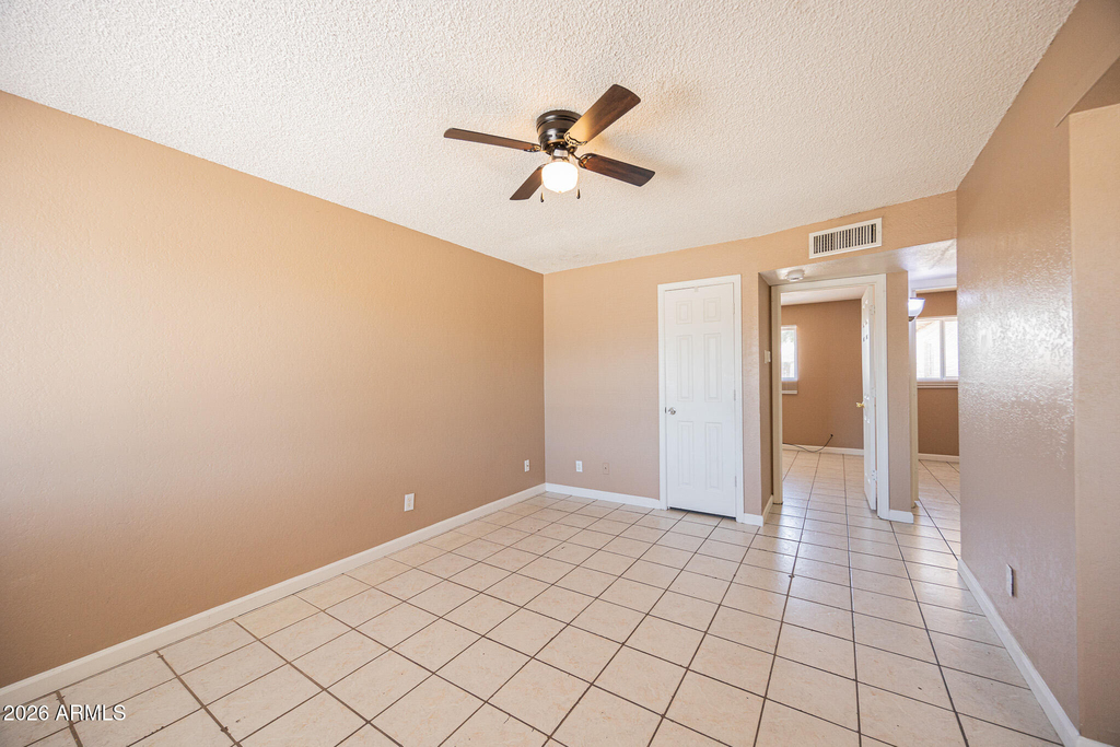 949 E Flint Street - Photo 5