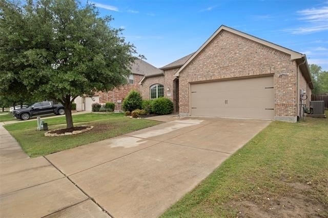 5424 Grove Cove Drive - Photo 1