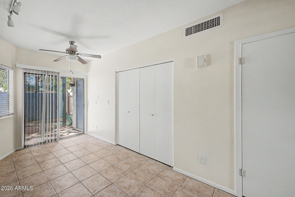 4608 W Maryland Avenue - Photo 7