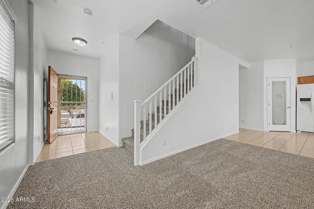 8748 W Wood Drive - Photo 2