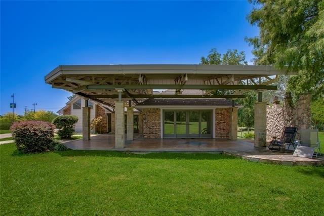 365 E Tripp Road - Photo 12