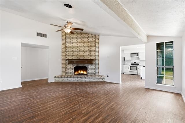 2711 Treeview Drive - Photo 8