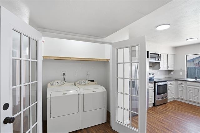 2711 Treeview Drive - Photo 13