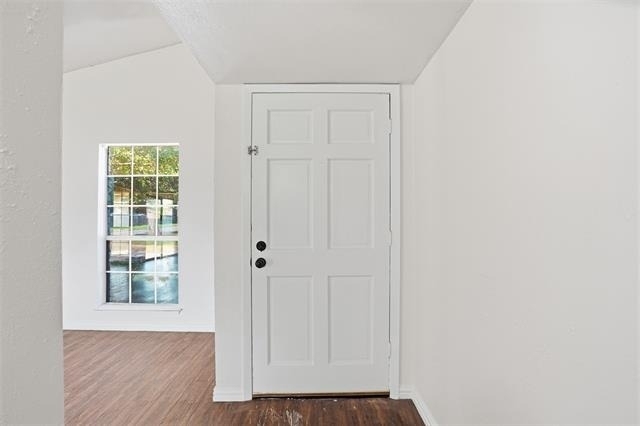 2711 Treeview Drive - Photo 6