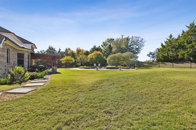 5801 Hathaway Drive - Photo 34