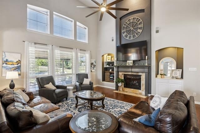 5801 Hathaway Drive - Photo 5