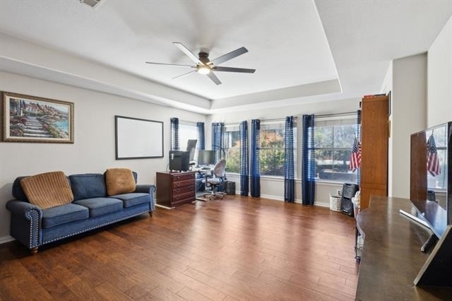 5801 Hathaway Drive - Photo 19