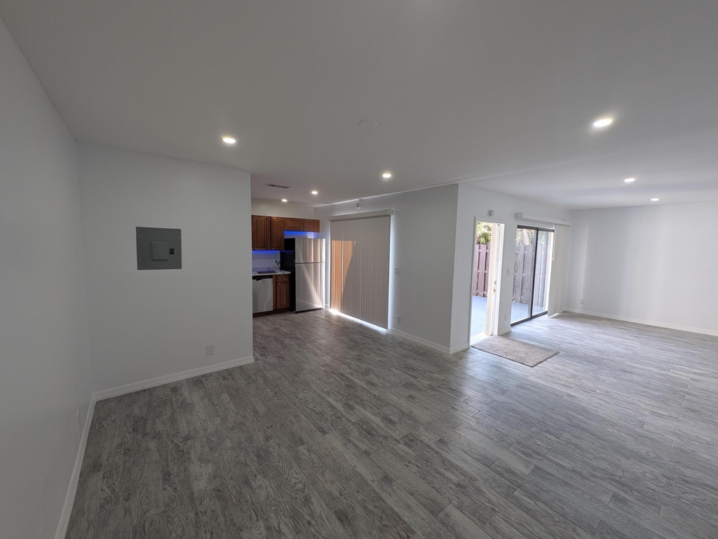 1733 N Congress Avenue - Photo 4