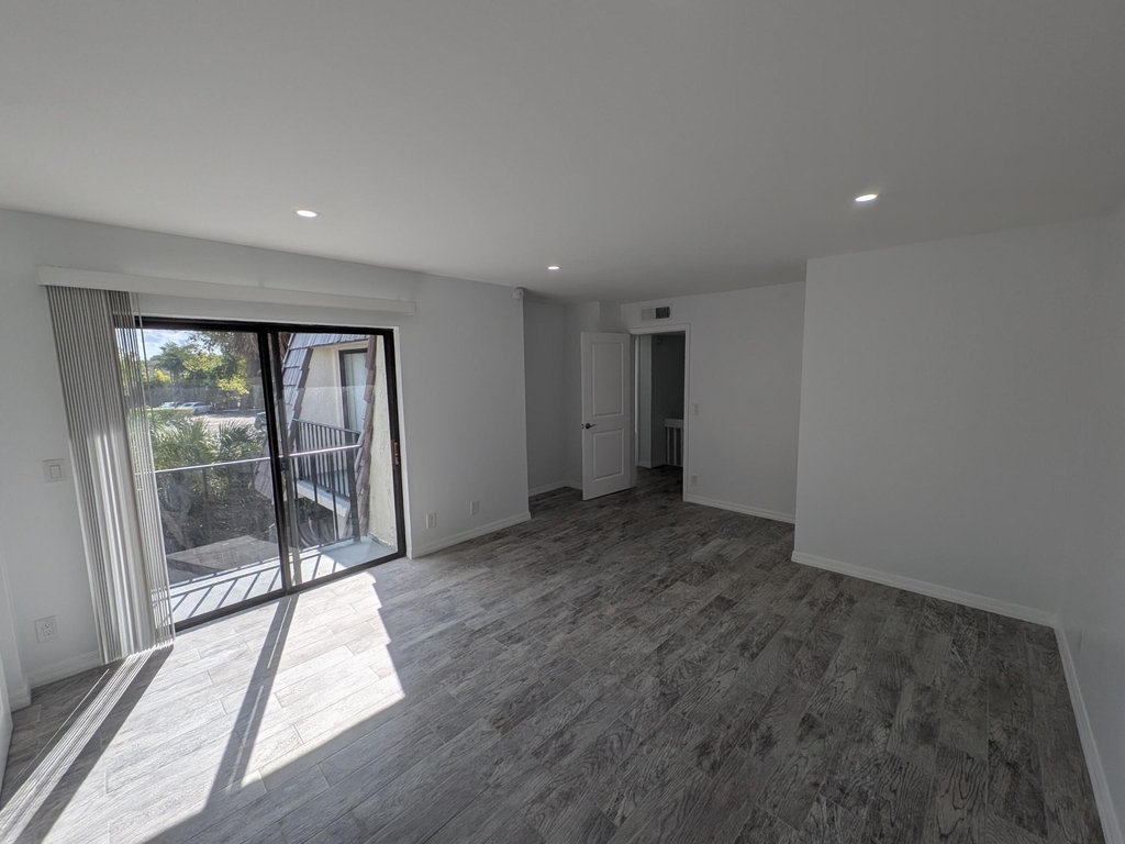 1733 N Congress Avenue - Photo 19