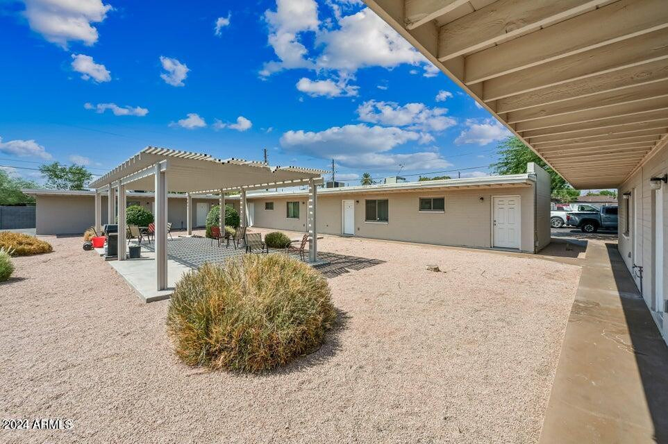 3949 E Earll Drive - Photo 2