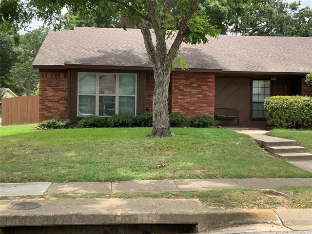 2316 Dalewood Lane - Photo 0