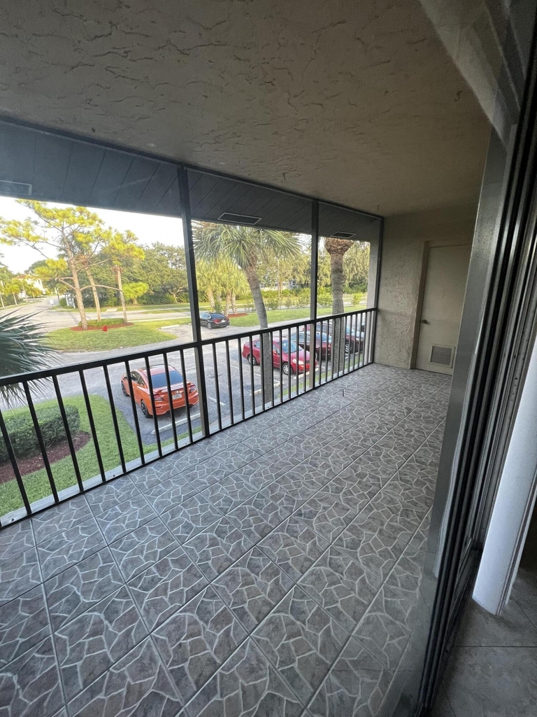 4215 S 57th Avenue - Photo 3