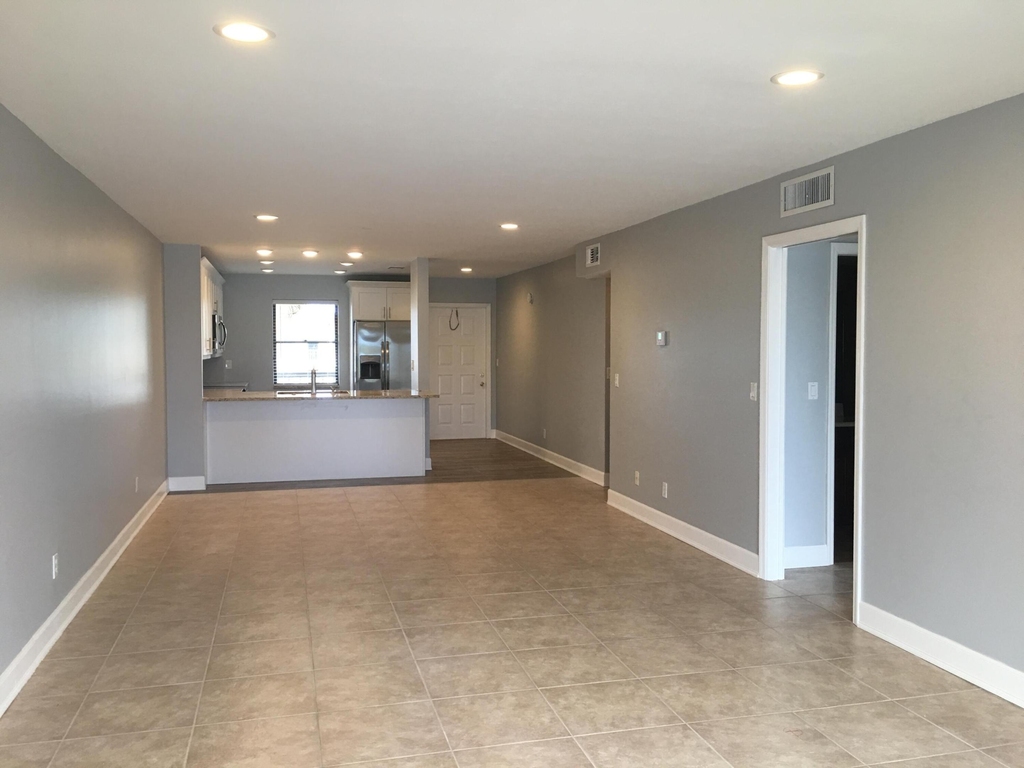 309 Lake Circle - Photo 19