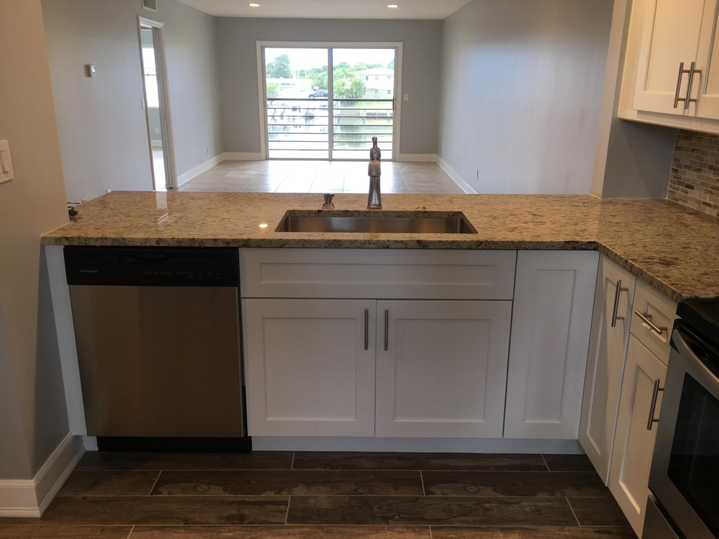 309 Lake Circle - Photo 7