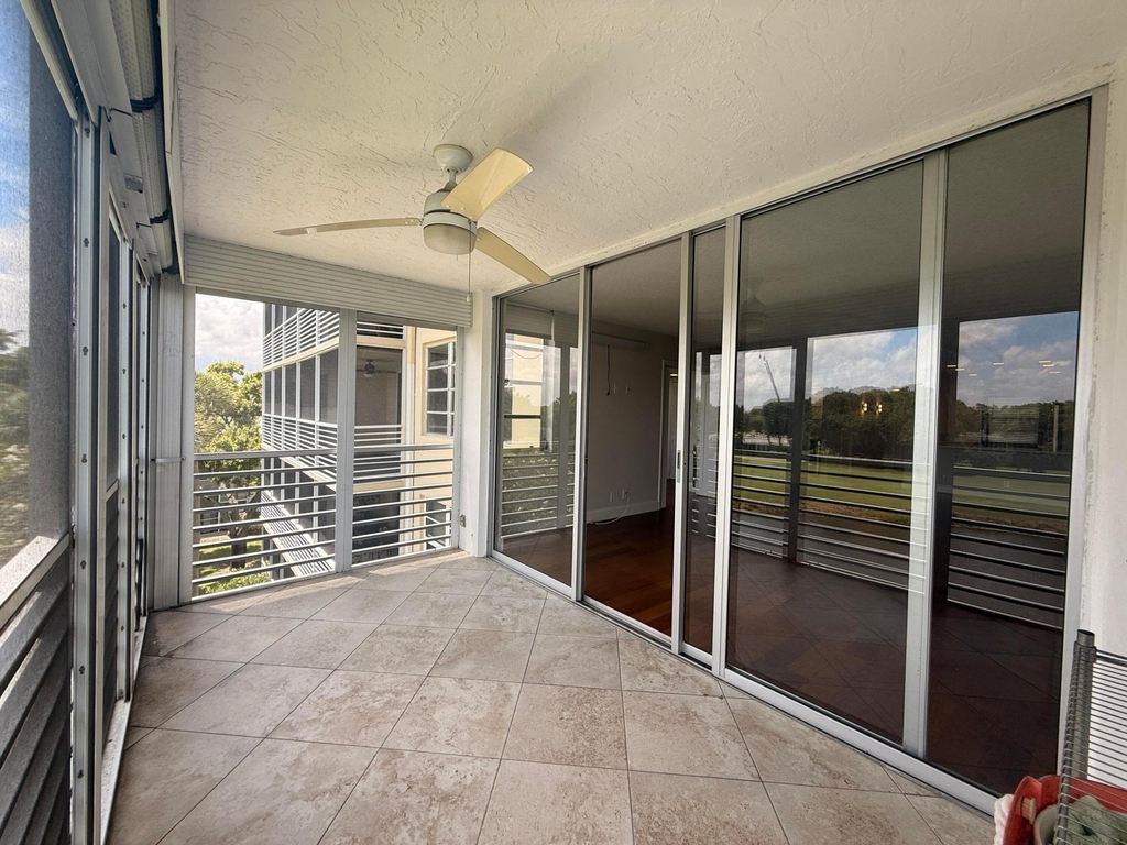 4030 W Palm Aire Drive - Photo 15