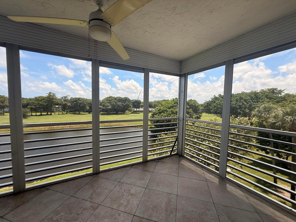 4030 W Palm Aire Drive - Photo 14