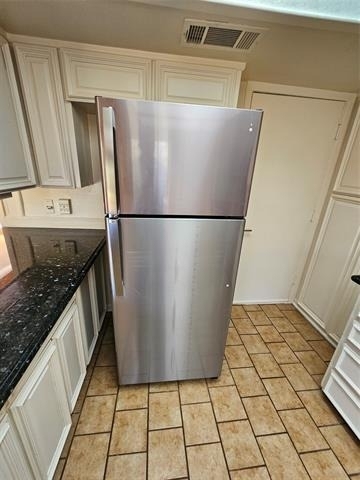 6517 Happy Lane - Photo 6