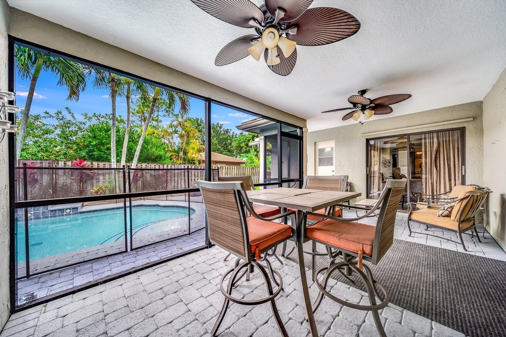 574 Juniper Place - Photo 41