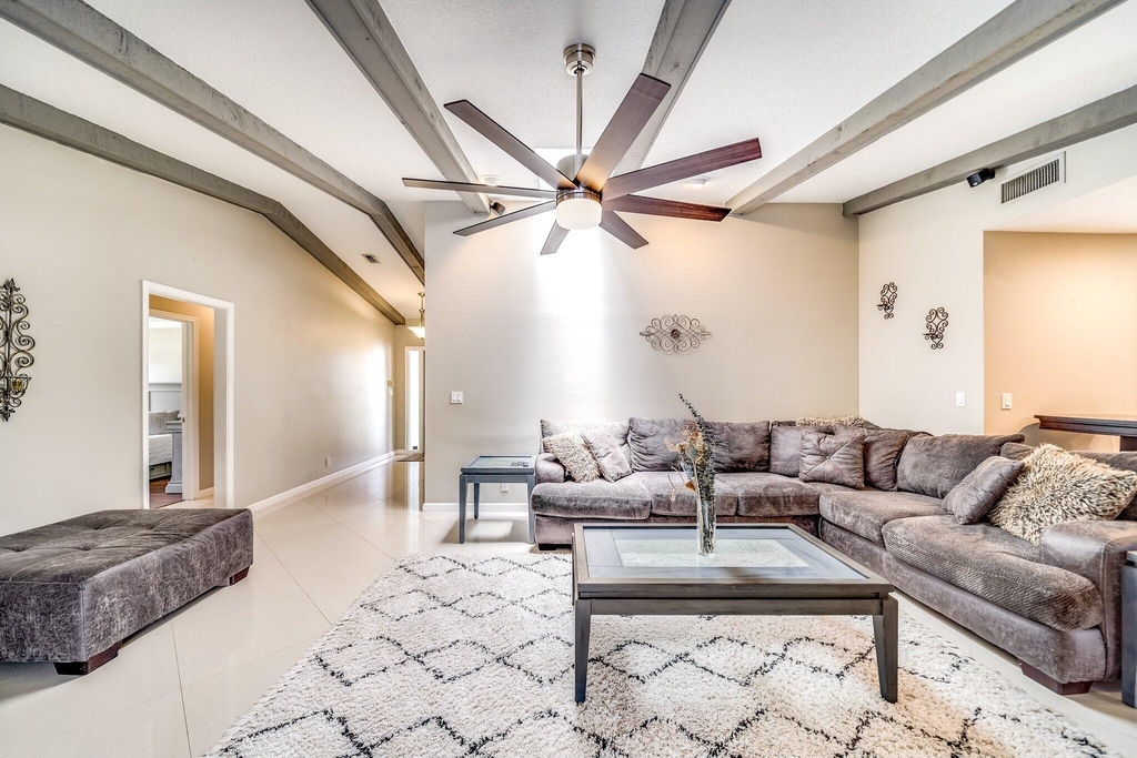 574 Juniper Place - Photo 30
