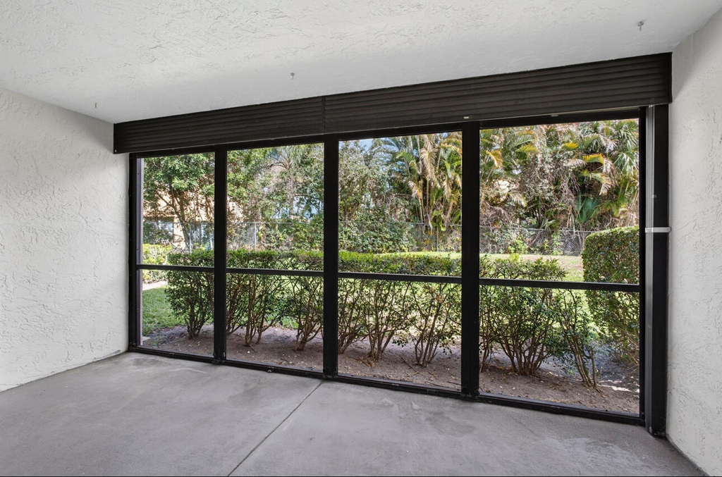 6258 Chasewood Drive - Photo 16
