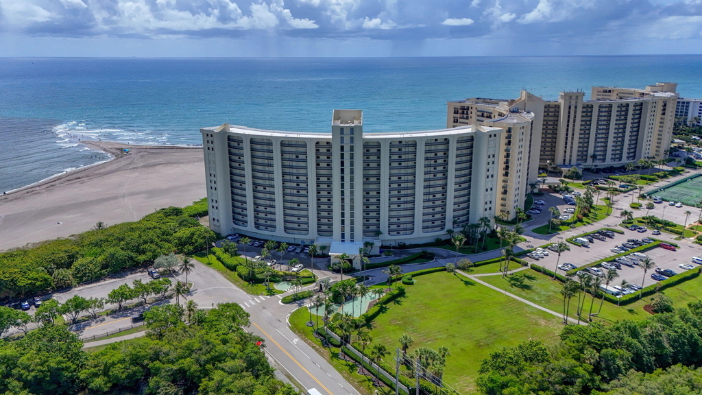 400 Ocean Trail Way - Photo 0