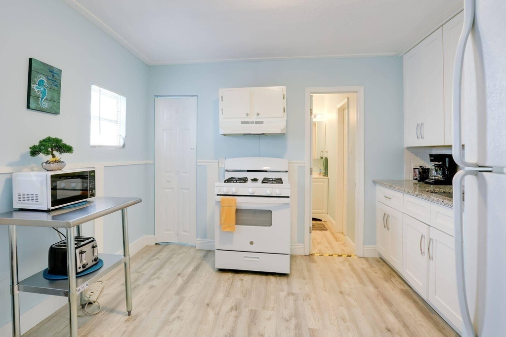 216 S M Street - Photo 10