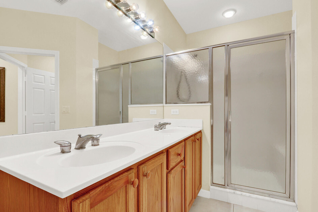 8319 Mulligan Circle - Photo 15