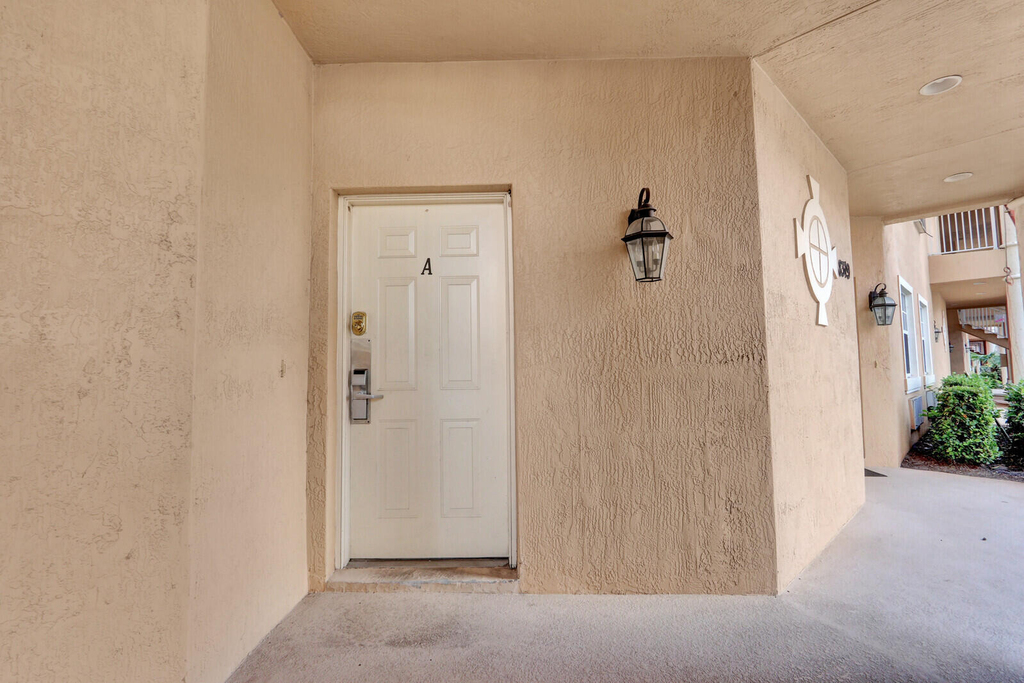 8319 Mulligan Circle - Photo 1