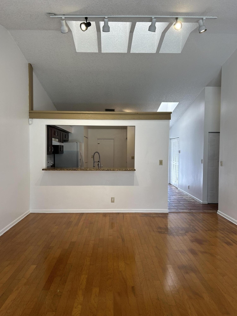 22682 Vistawood Way - Photo 8