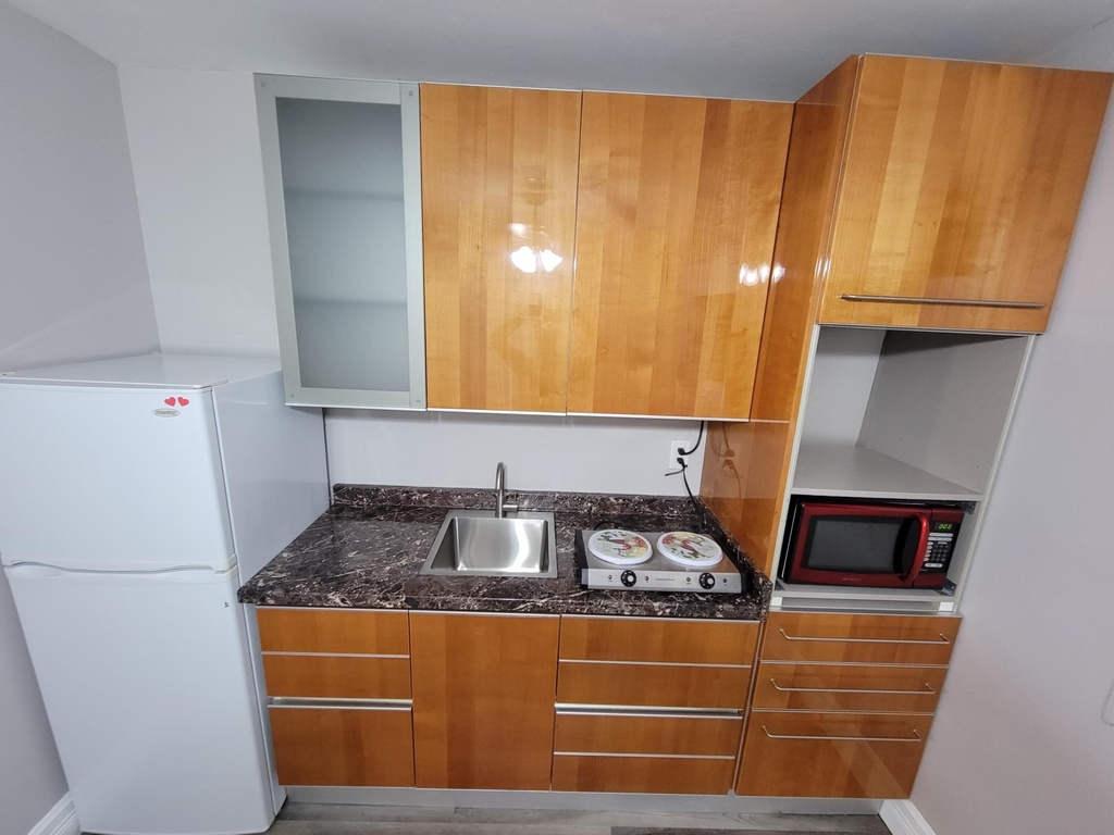 1611 Nw 63rd Avenue - Photo 5